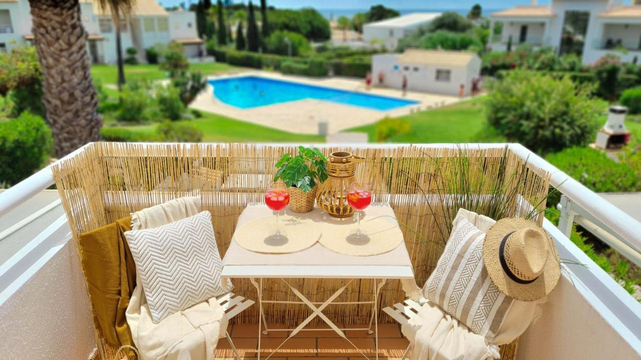 Beach Villa With Ocean View And Rooftop Cinema Guia  Exterior foto
